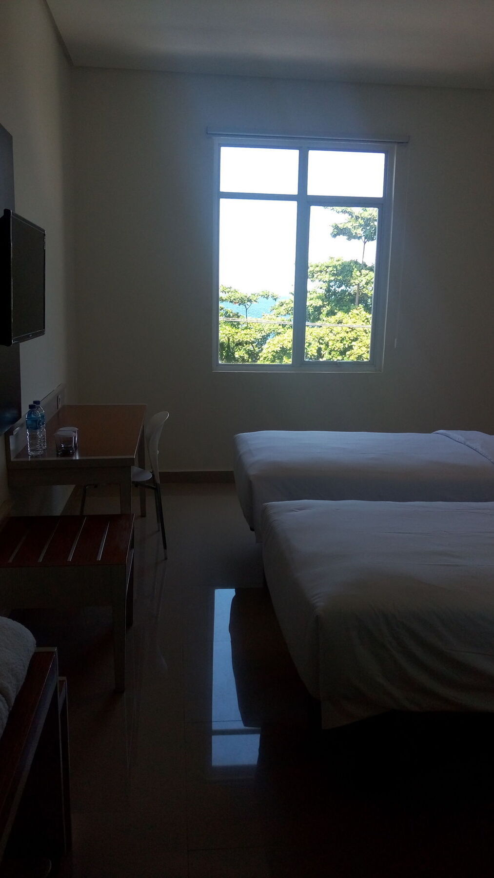 Big Fish Hotel Manado Extérieur photo